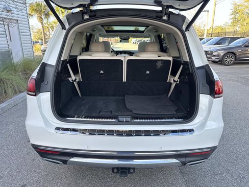 Used 2022 Mercedes-Benz GLS 450 4MATIC image 11