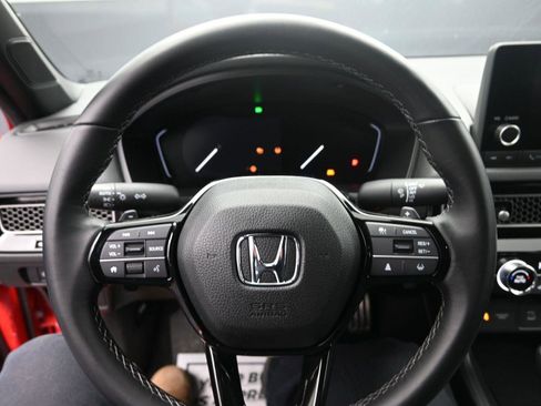 Used 2025 Honda Civic Sport image 16
