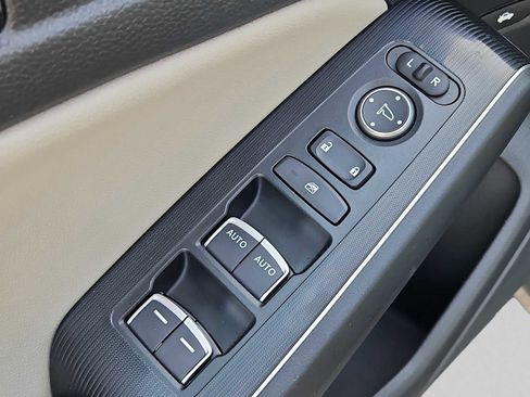 Certified 2023 Honda Civic Touring image 21