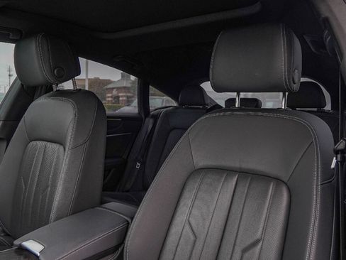 Used 2024 Audi Q8 Premium Plus w/ Premium Plus Package image 40