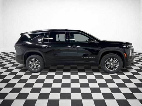 New 2026 Chevrolet Traverse LT w/ Driver Confidence Package image 2