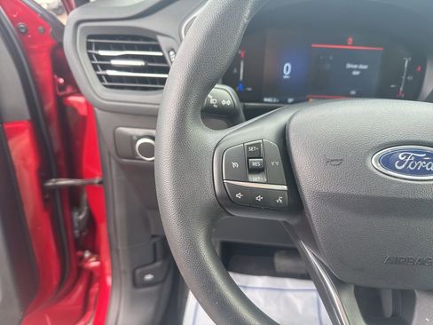 Used 2025 Ford Escape Active image 29