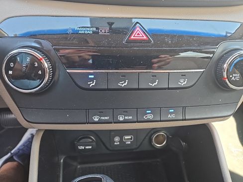 Used 2017 Hyundai Tucson SE w/ SE Popular Package 02 AWD/4WD image 14