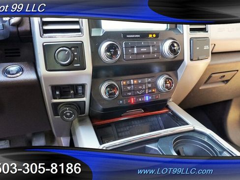 Used 2020 Ford F350 King Ranch w/ King Ranch Ultimate Package AWD/4WD image 21