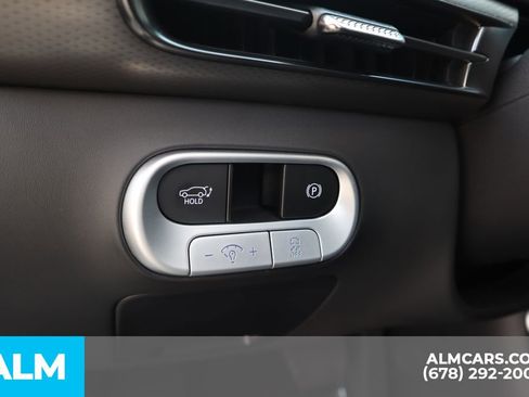 Used 2025 Genesis GV60 Advanced image 15