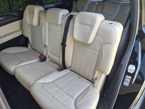 Used 2017 Mercedes-Benz GLS 450 4MATIC image 14
