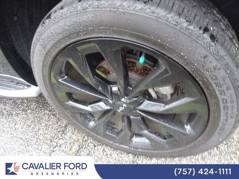 Used 2023 Kia Sorento SX AWD/4WD image 11