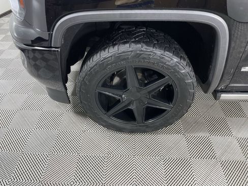 Used 2017 GMC Sierra 1500 Denali w/ Denali Ultimate Package image 31