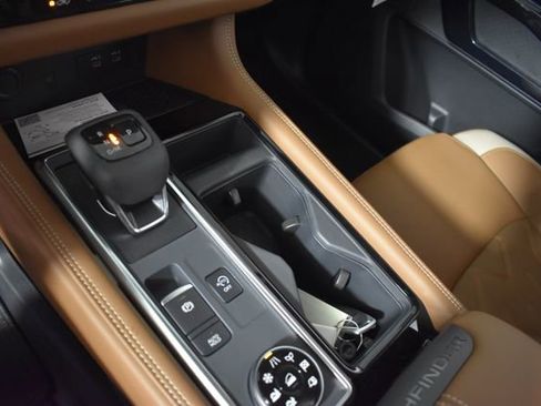 New 2026 Nissan Pathfinder Platinum AWD/4WD image 26