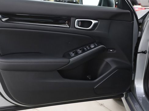 Used 2025 Honda Civic Sport Touring image 17