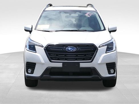 Used 2024 Subaru Forester Premium AWD/4WD image 36