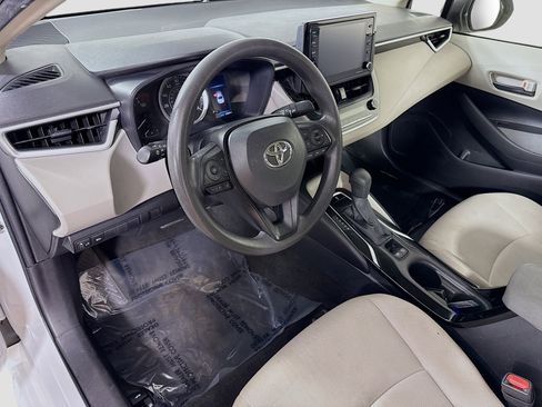 Used 2022 Toyota Corolla LE image 22