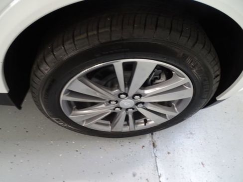 Used 2026 Cadillac XT5 Premium Luxury w/ LPO, Floor Liner Package image 30