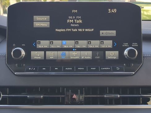 Used 2024 Mitsubishi Outlander SE Black Edition image 18