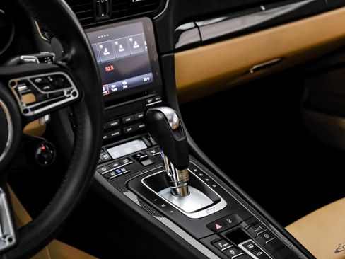 Used 2017 Porsche 911 Turbo image 54