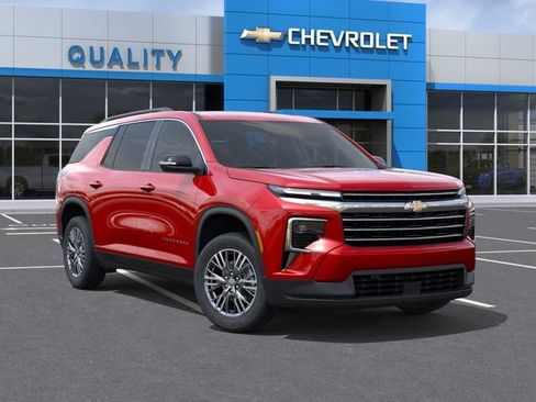New 2026 Chevrolet Traverse LT w/ Driver Confidence Package FWD image 7