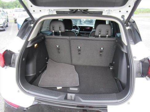Used 2026 Buick Encore GX Sport Touring w/ Advanced Technology Package FWD image 32