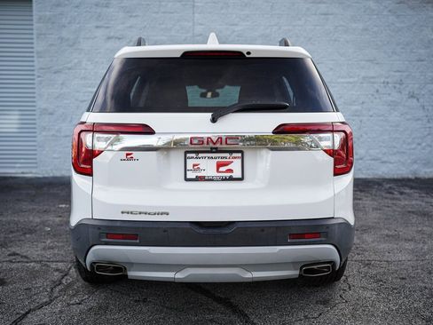 Used 2023 GMC Acadia SLT image 13
