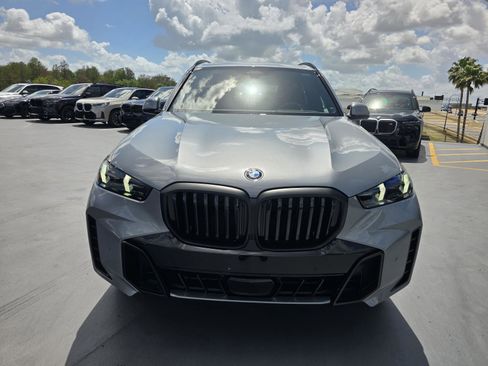 New 2026 BMW X5 sDrive40i w/ M Sport Package RWD image 2