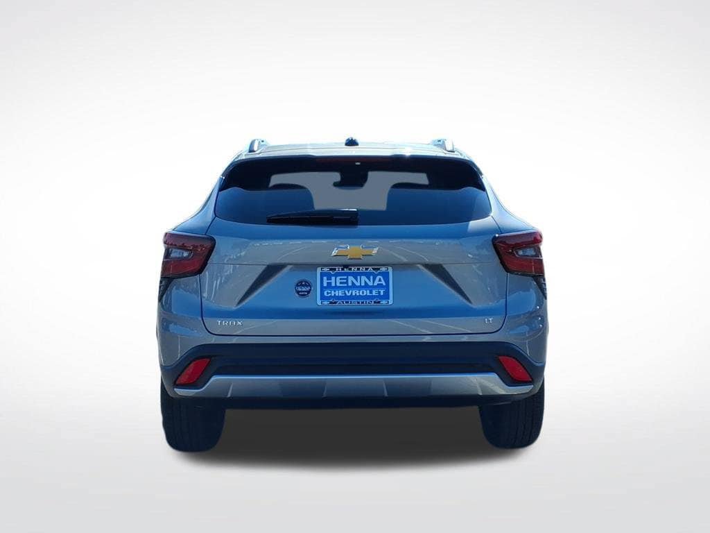 New 2026 Chevrolet Trax LT w/ Driver Confidence Package FWD image 4