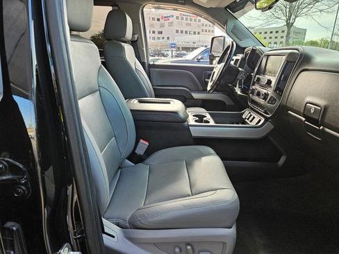 Used 2018 Chevrolet Silverado 2500 LTZ w/ Duramax Plus Package image 17