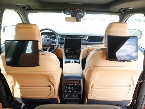 New 2025 Jeep Grand Cherokee L Summit image 21