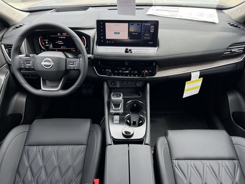 New 2026 Nissan Rogue Platinum w/ Platinum Premium Package AWD/4WD image 8