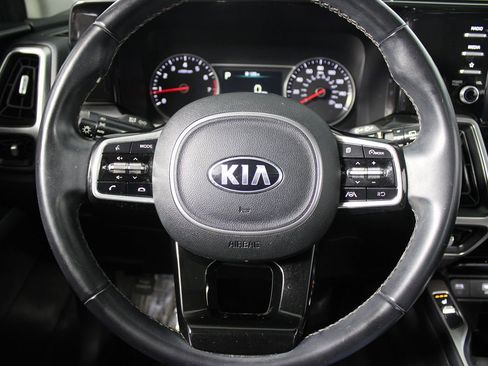 Used 2021 Kia Sorento S w/ Panoramic Sunroof Package image 6