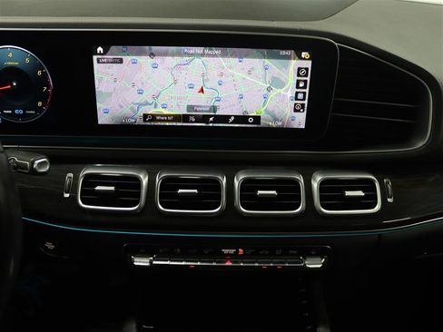 Used 2020 Mercedes-Benz GLS 450 4MATIC image 30