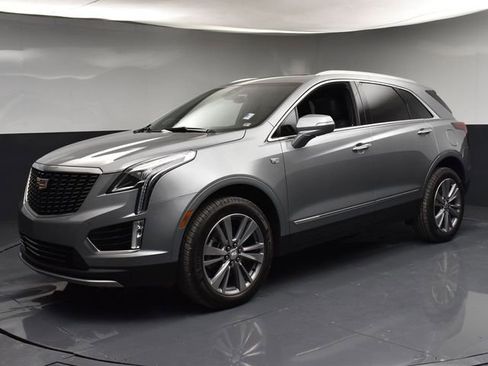 Used 2025 Cadillac XT5 Premium Luxury FWD image 4