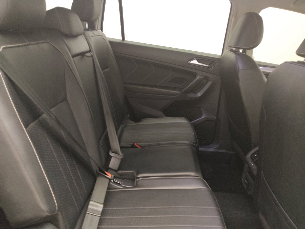 Used 2022 Volkswagen Tiguan SE FWD image 19