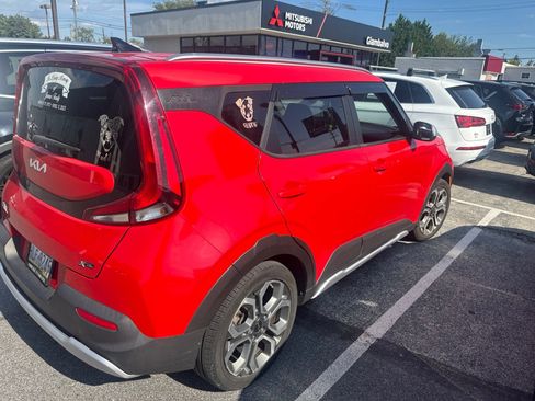 Certified 2022 Kia Soul X-Line FWD image 4