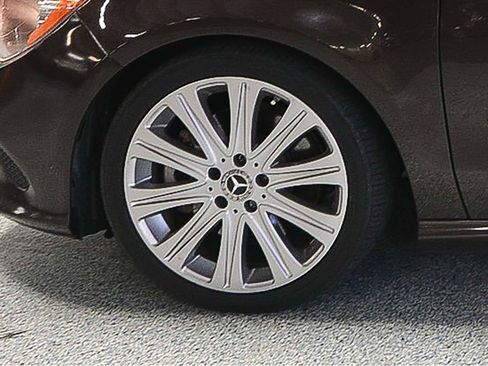 Used 2018 Mercedes-Benz CLA 250 image 6