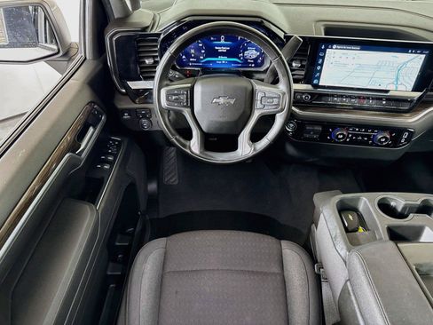Certified 2026 Chevrolet Silverado 1500 RST AWD/4WD image 20