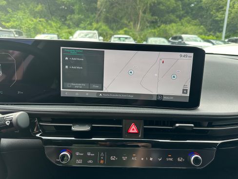 New 2025 Kia EV6 Light w/ Light LR Technology Package image 27