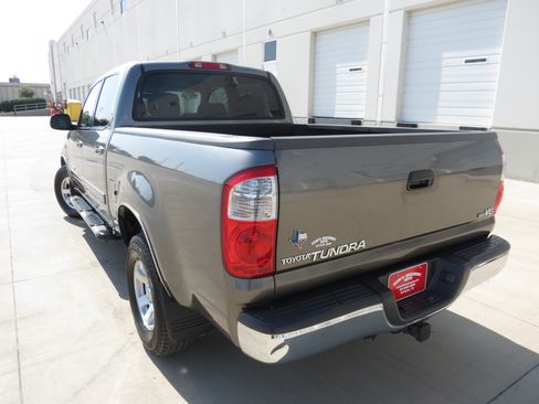 Used 2005 Toyota Tundra SR5 RWD image 3