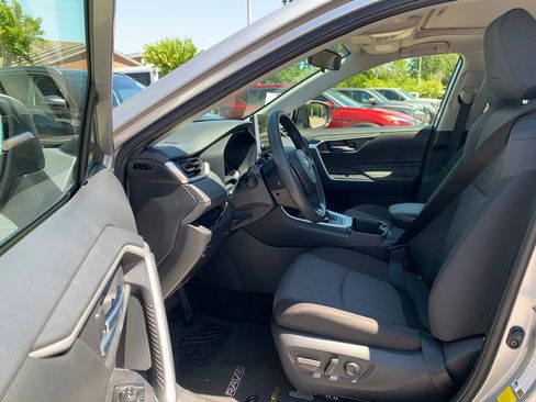 Used 2025 Toyota RAV4 XLE w/ Convenience Package AWD/4WD image 24