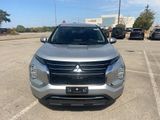 Used 2022 Mitsubishi Outlander ES image 2