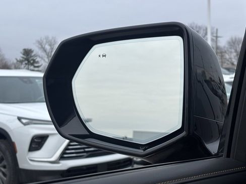 Used 2021 GMC Yukon AT4 w/ AT4 Premium Package image 36