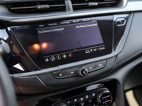 Used 2023 Buick Encore GX Essence w/ Experience Buick Package FWD image 19