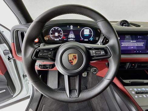 Certified 2026 Porsche Cayenne S AWD/4WD image 15
