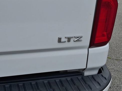 Certified 2021 Chevrolet Silverado 3500 LTZ w/ Z71 Chrome Sport Edition AWD/4WD image 32