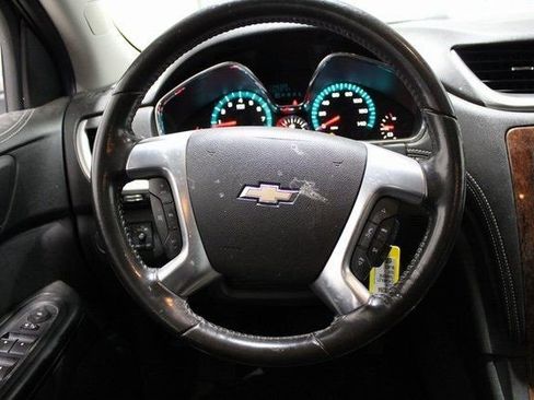 Used 2014 Chevrolet Traverse LT image 4