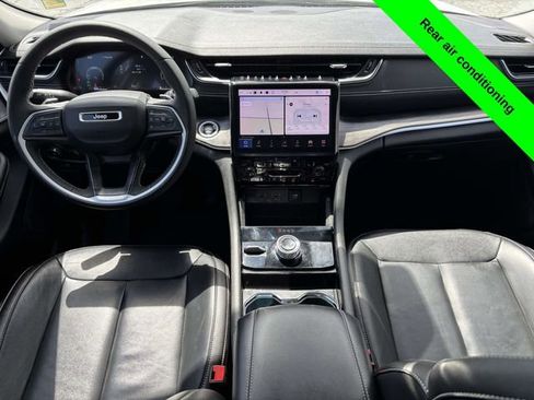 Used 2023 Jeep Grand Cherokee L Limited AWD/4WD image 28
