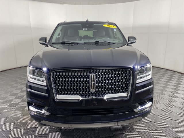 Used 2021 Lincoln Navigator Reserve w/ Luxury Package AWD/4WD image 13