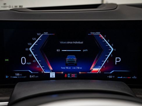 New 2026 BMW X7 xDrive40i w/ M Sport Package image 28