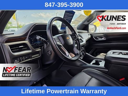 Used 2024 Chevrolet Suburban Premier AWD/4WD image 17