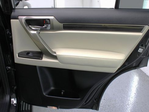 Used 2021 Lexus GX 460 Premium AWD/4WD image 47