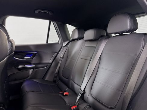 New 2026 Mercedes-Benz GLC 300 image 14