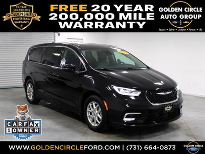 Used 2024 Chrysler Pacifica Touring-L